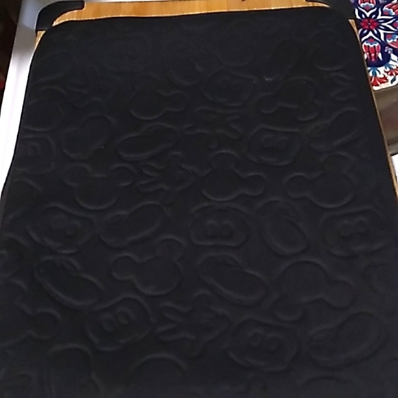 Disney MICKEY MOUSE Laptop/Tablet Padded Sleeve - Picture 3 of 11